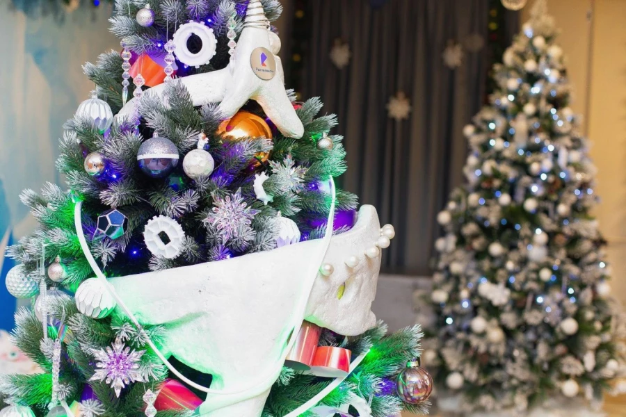 В Алтайской резиденции Деда Мороза.