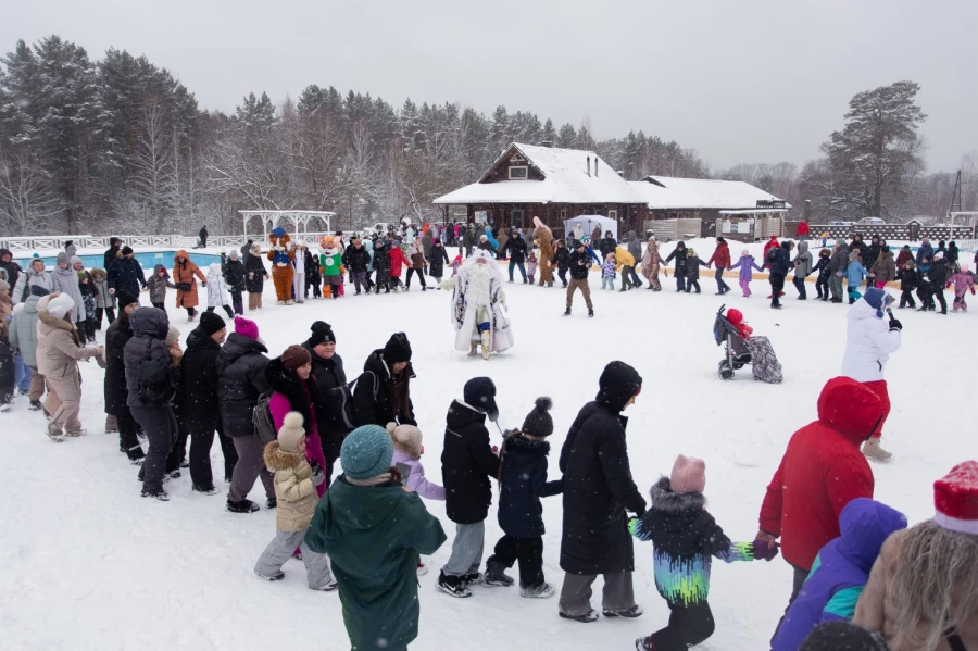 Открытие 14-го зимнего сезона Алтайской резиденции Деда Мороза.