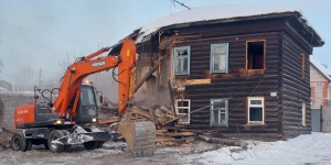 Снос дома на ул. Короленко, 110а.