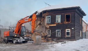 Снос дома на ул. Короленко, 110а.