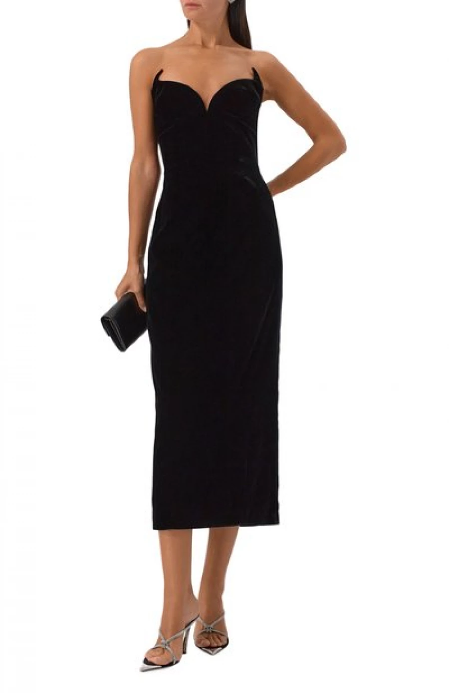 Платье из бархата, 270 500 рублей