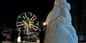 Снежные скульптуры в Барнауле.