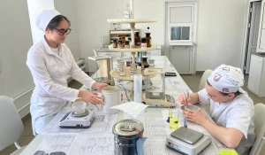 Лекарства. Лаборатория. Наука