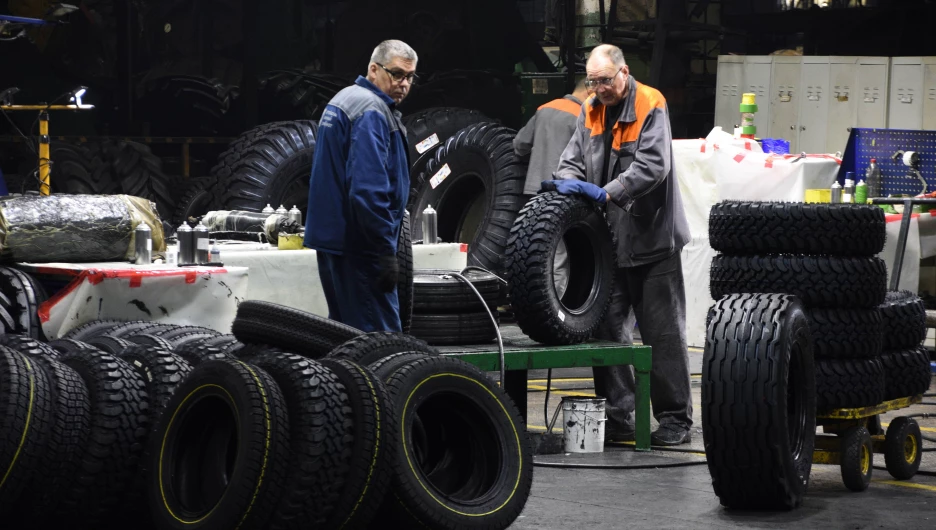 На предприятии «Алтайский шинный комбинат».