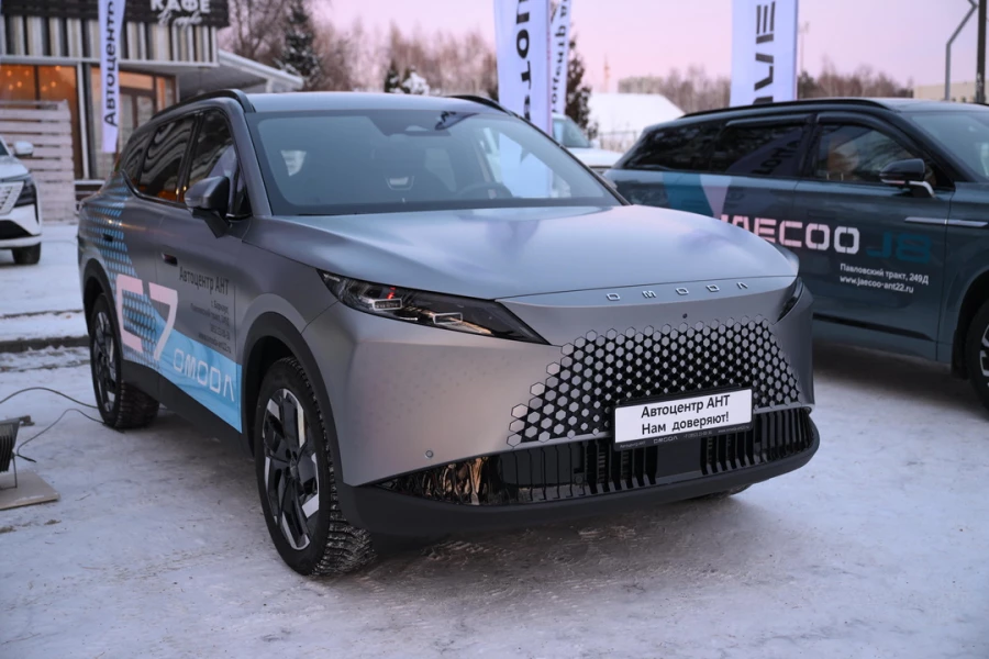 Церемония награждения премии «Менеджер года – 2025». Выставка автомобилей от автоцентра АНТ.