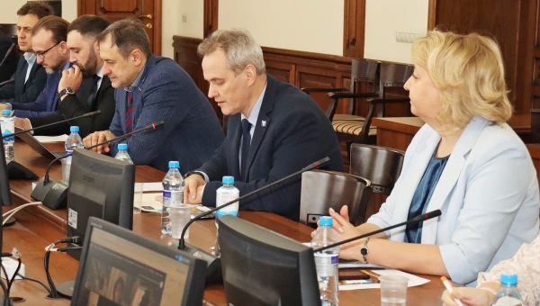 Ученые НОЦ алтаистики и тюркологии «Большой Алтай» подвели
итоги работы за год и обсудили планы на будущее