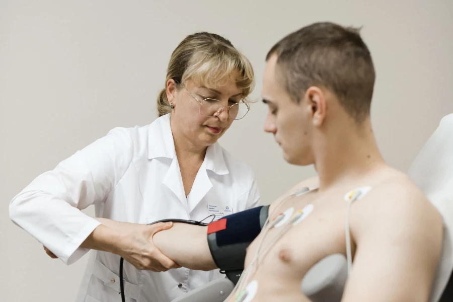 Медицинский центр «Семейная кардиология».