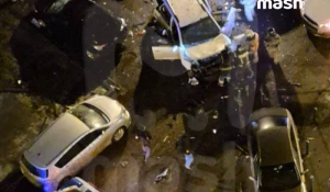 Автомобиль Kia взорвался на парковке