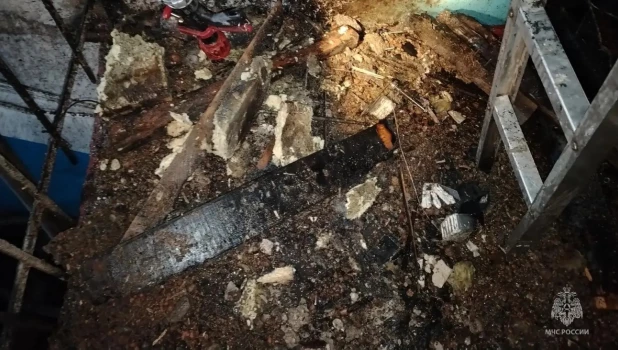 В Алтайском крае из-за самоката эвакуировали пять человек