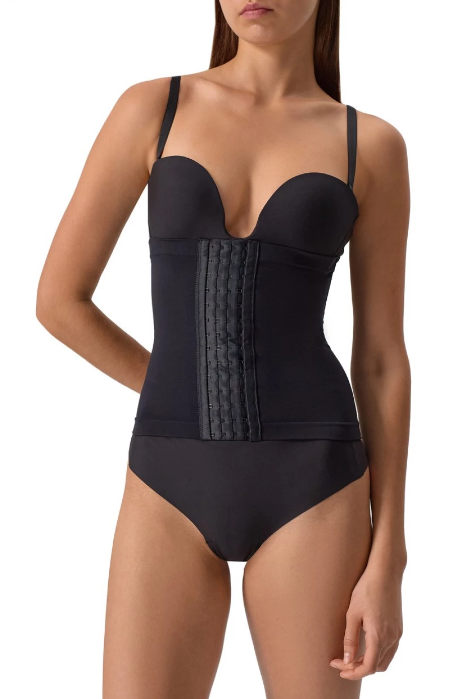 Корсет, 8 740 рублей. 