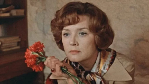 Вера Алентова в роли Кати Тихомировой. 