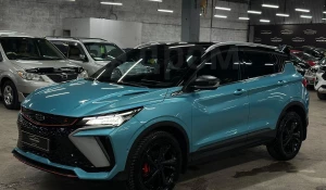 В Барнауле продают Geely Coolray за 2 млн рублей.