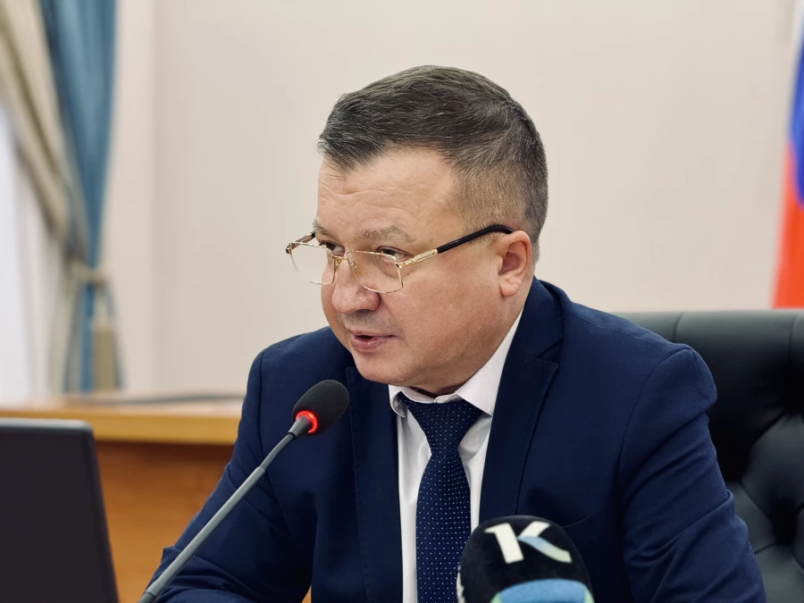 Александр Большаков