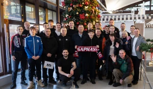 Встреча игроков БК «Барнаул» с болельщиками