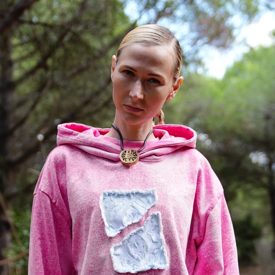 Алёна Гром.