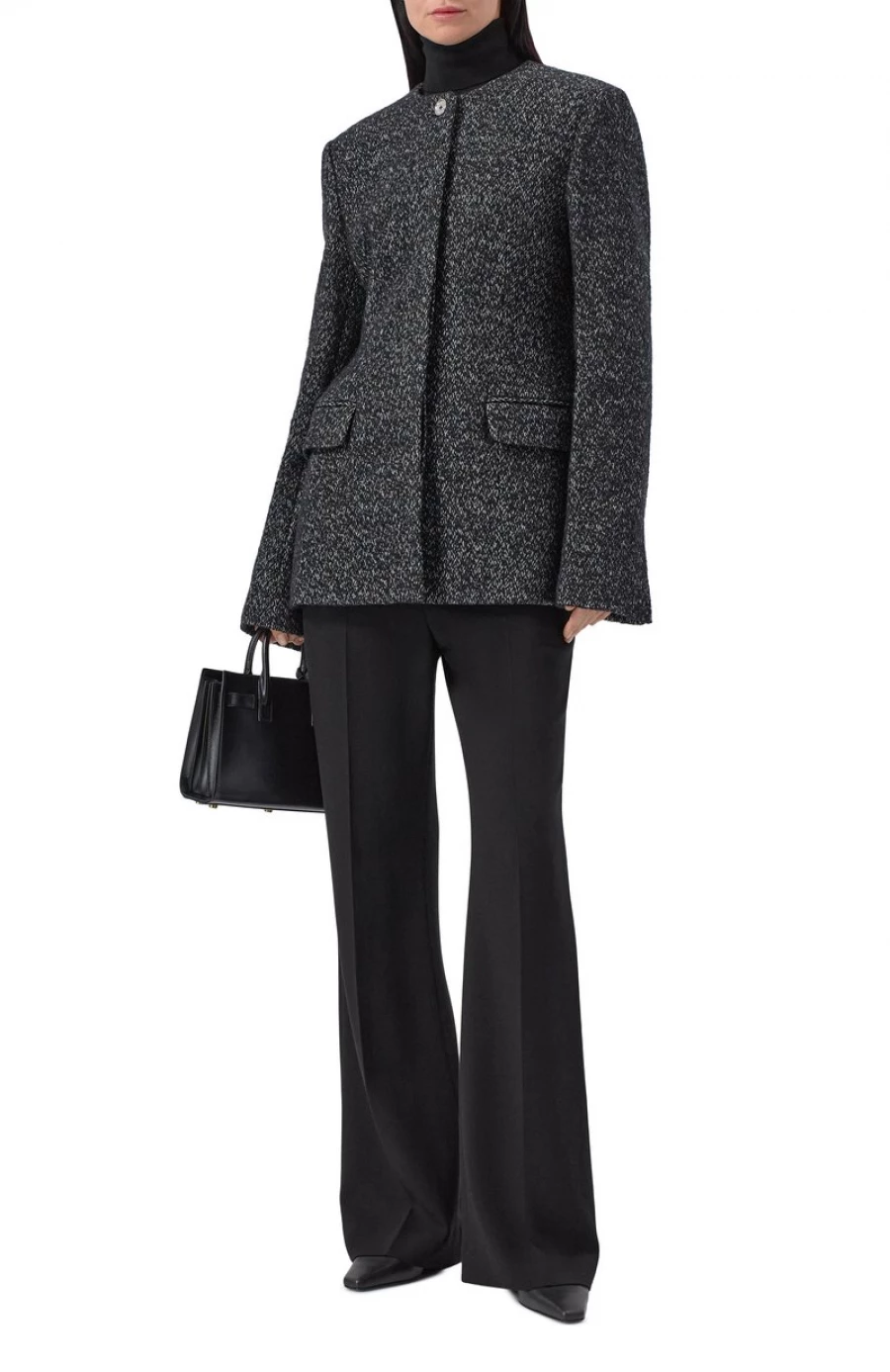 Твидовый жакет, 137 000 рублей. 