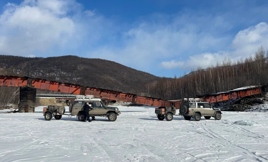 Река Хани – автомобильного моста нет.