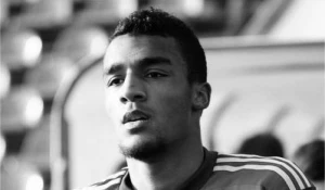 Лайонел Адамс.