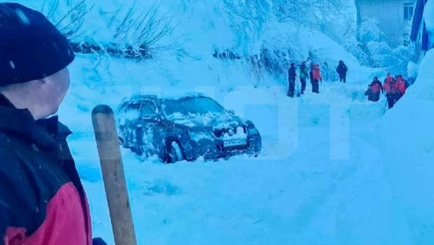 Место смертельного схода снега. 