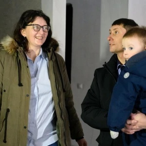 ГК «Союз» вручила ключи от новых квартир своим лучшим сотрудникам.