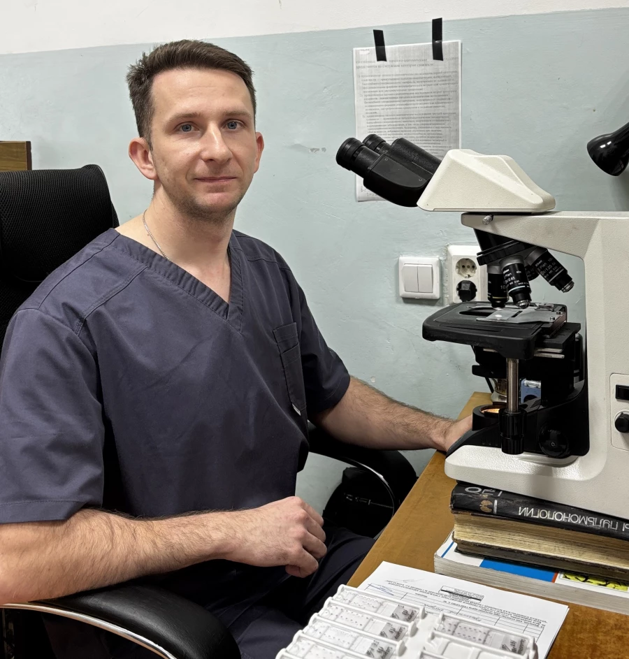 Илья Климачев, потомственный патологоанатом, кандидат медицинских наук.