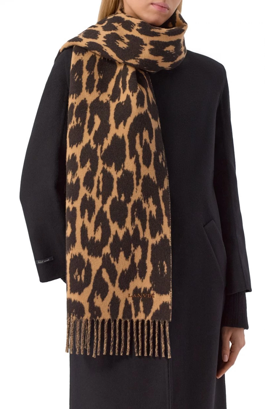 Леопардовый шарф, 55 050 рублей.
