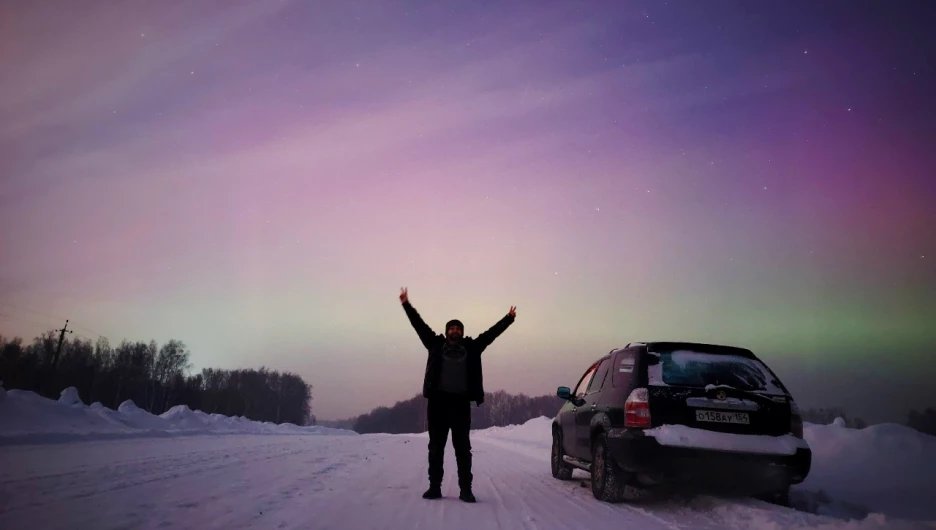 Селфи на фоне полярного сияния.