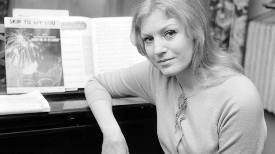 Анна Герман.