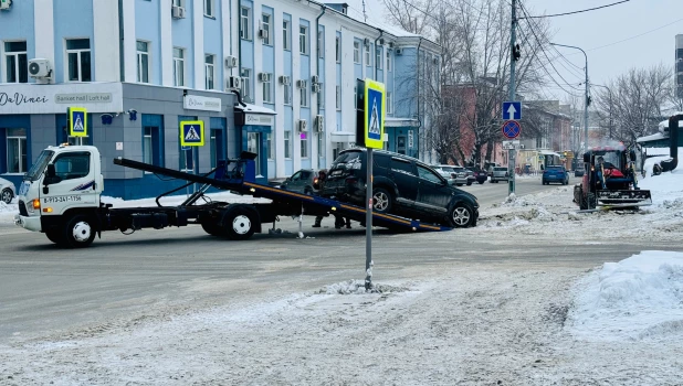 ДТП на пересечении проспекта Социалистического и улицы Анатолия.