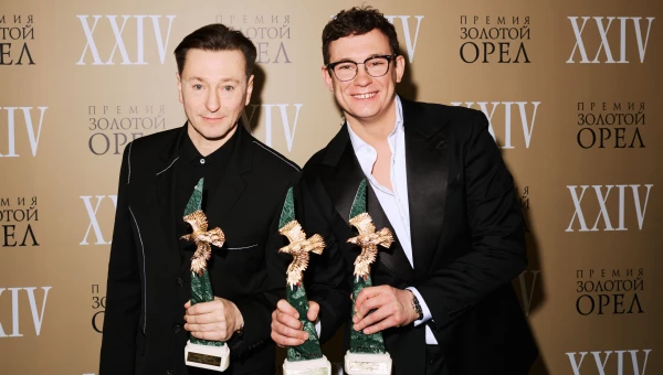 Сергей Безруков, Никита Кологривый.