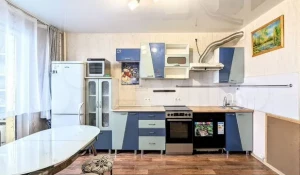 Трехкомнатную квартиру «под открытым небом» продают в Барнауле.