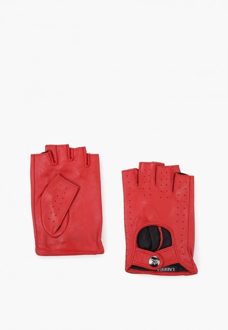 Красные митенки, 2 160 рублей.