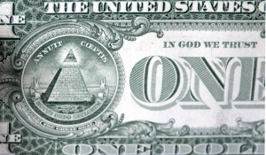 Один доллар. 