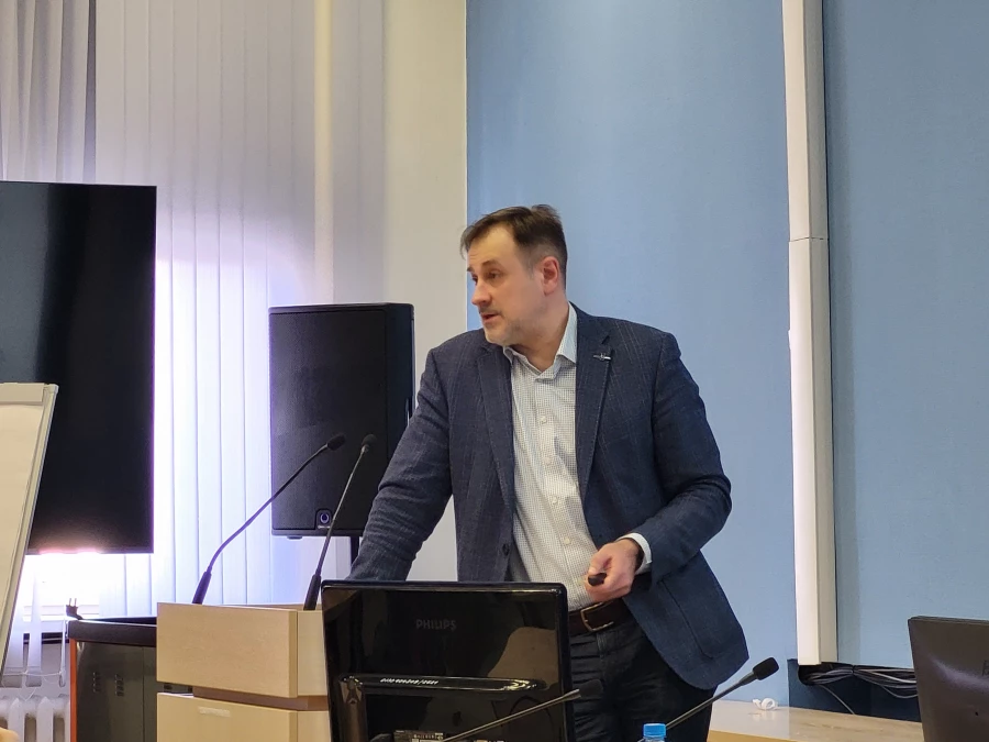 Роман Райкин 