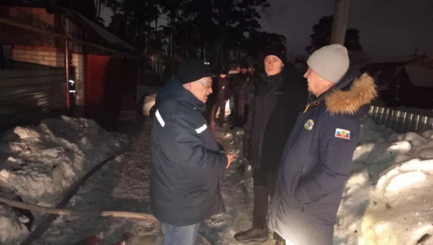 Пожар в проезде Колыванском