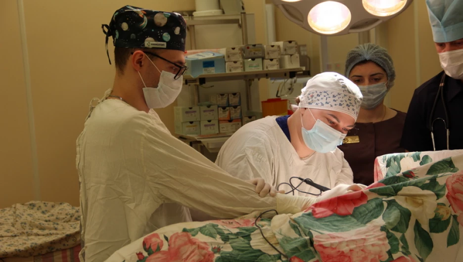 Мужчину с двумя меланомами спасли алтайские онкологи