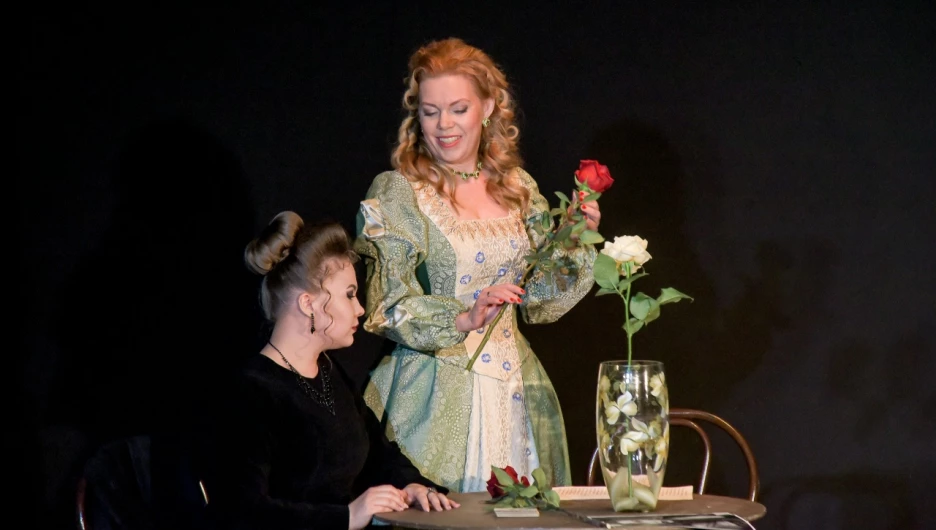 Лекторий в Алтайском Музыкальном театре. 