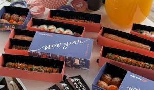 Роллы онлайн-гастромаркета Secret Kitchen.