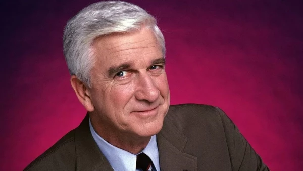 Лесли Нильсен.