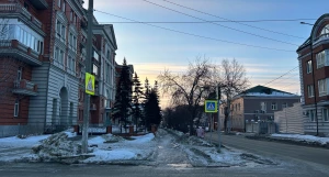 Лед в Барнауле. Дорога. Тротуар. Заморозки. Улица