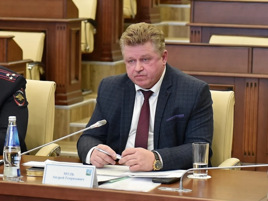 Андрей Муль.