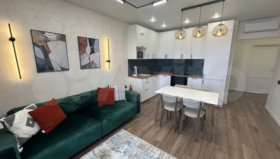 Стильная квартира с видом на Обь в Барнауле.