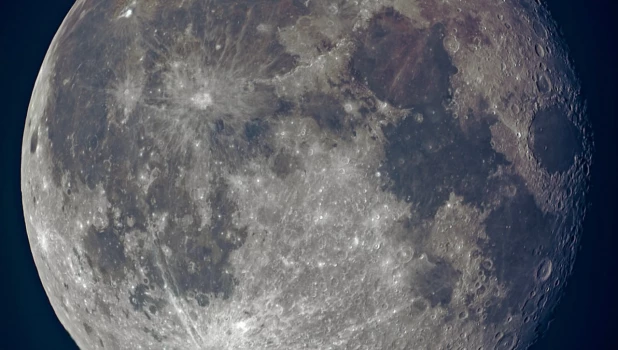 Луна на Алтае.