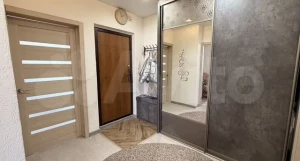 В Барнауле продают квартиру, в которой «подглядывают».