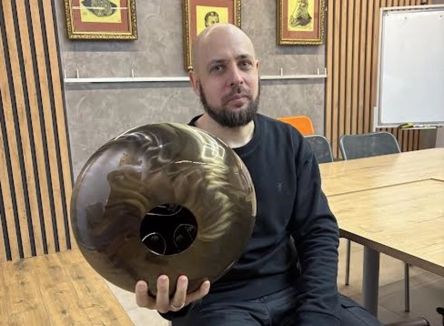 Евгений Анучин. Глюкофоны