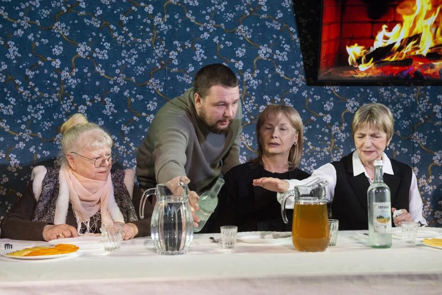 Спектакль «Старадость» 