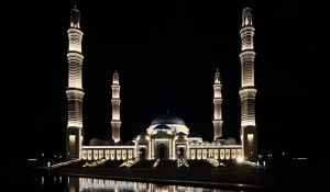 Центральная мечеть в Астане.