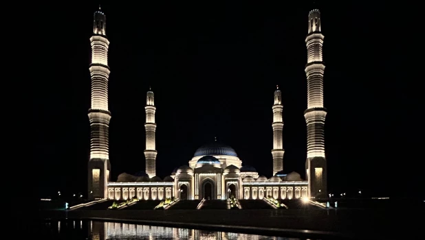 Центральная мечеть в Астане.