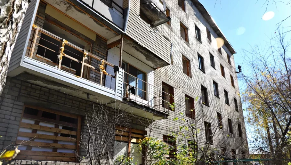 Аварийный дом в Бийске