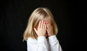 Девочка. Насилие.